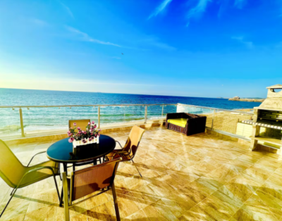 📣 Superbe Appartement Pied dans l’Eau – El Ançor, Oran 🌊🏡✨